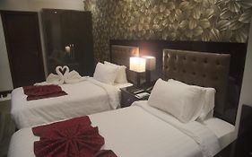 Savoey Hotel Lahore 3*
