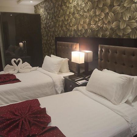 Savoey Hotel Lahore Exterior photo