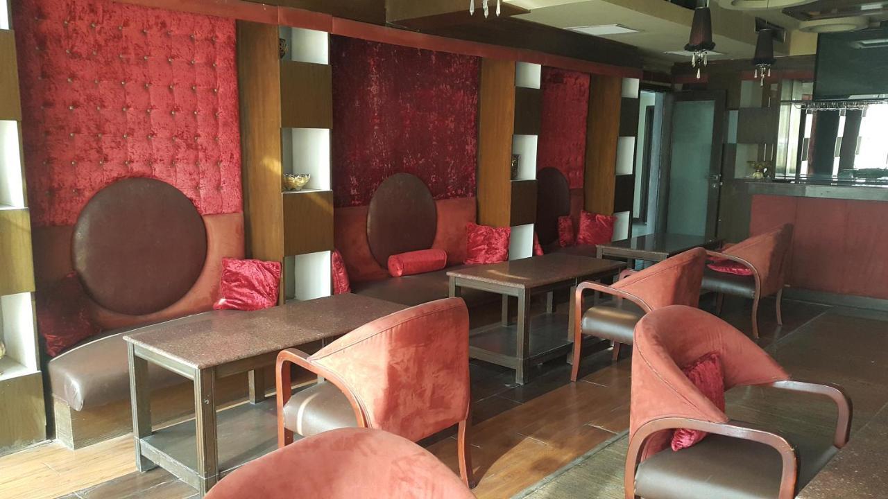 Savoey Hotel Lahore Exterior photo